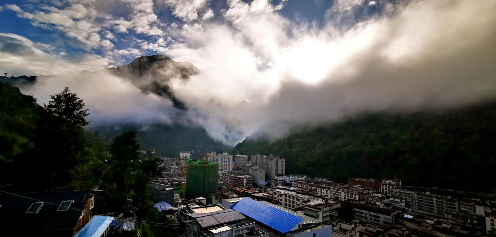 Kangding Guozhuang Nan Wu Hao Boutique Inn エクステリア 写真