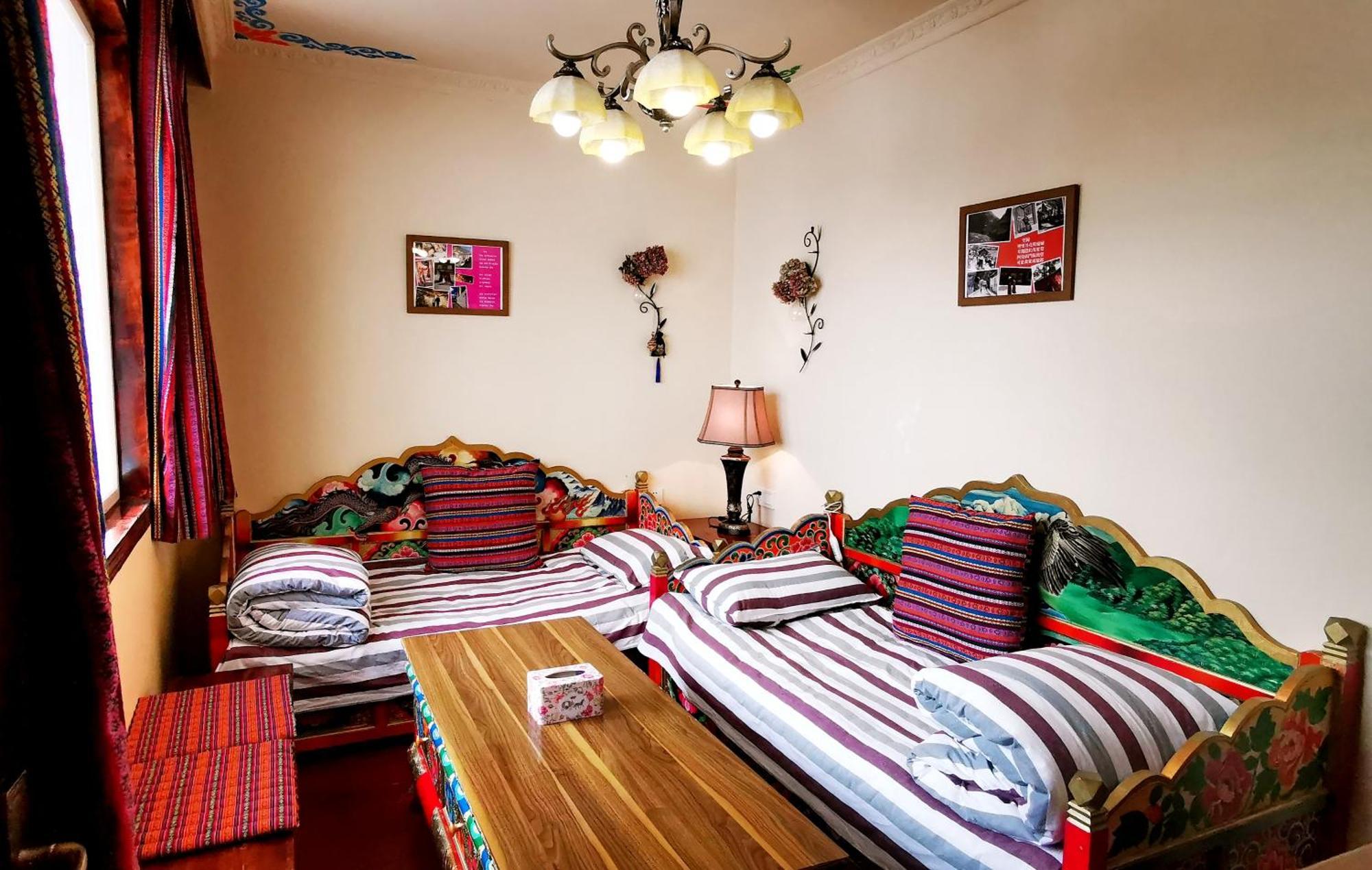Kangding Guozhuang Nan Wu Hao Boutique Inn エクステリア 写真