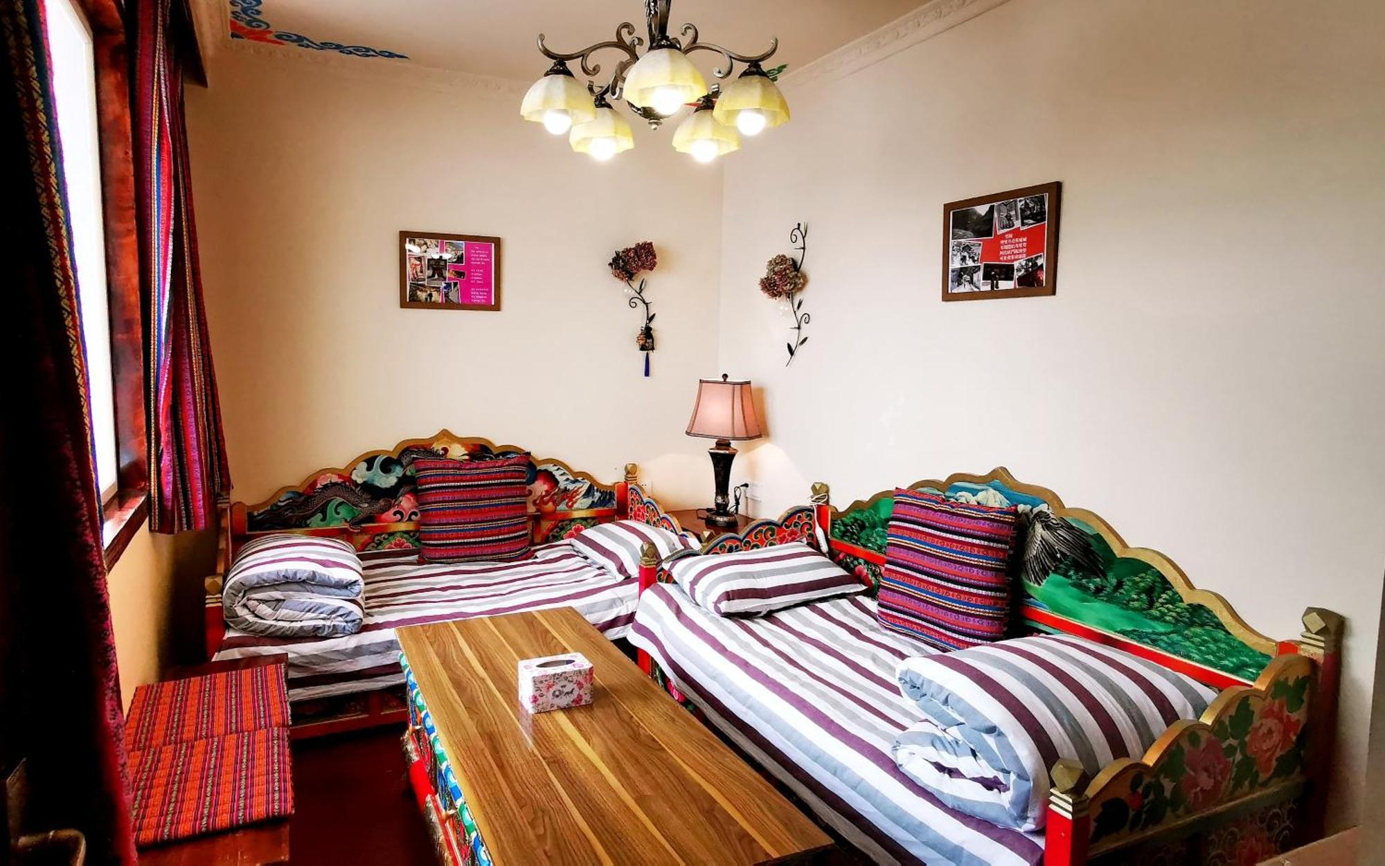 Kangding Guozhuang Nan Wu Hao Boutique Inn エクステリア 写真
