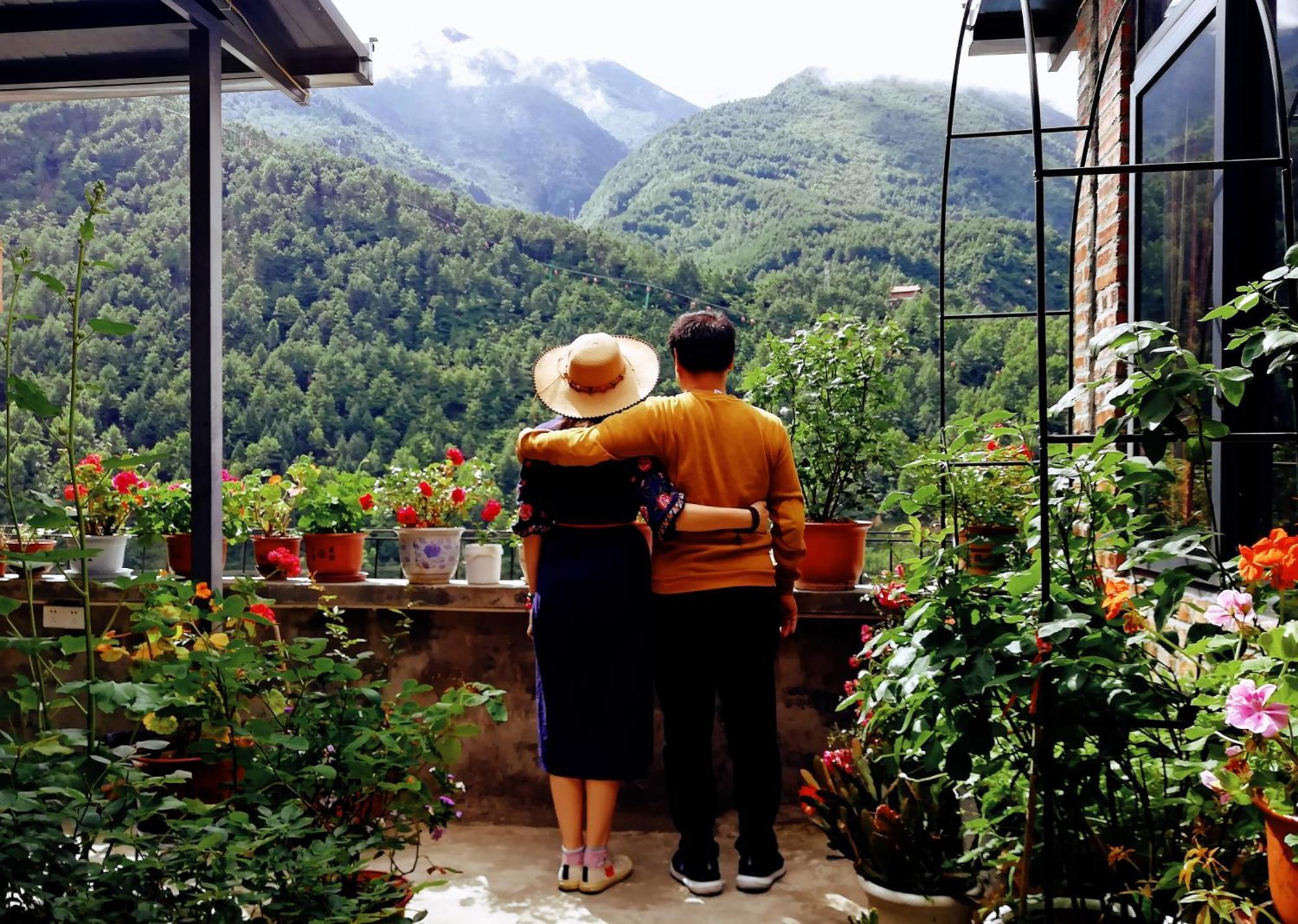 Kangding Guozhuang Nan Wu Hao Boutique Inn エクステリア 写真